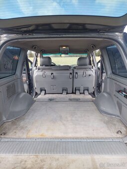 Toyota Land Cruiser 100 - 10
