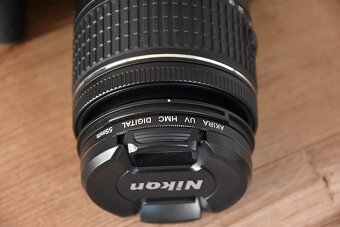 Nikon D5600 wifi BT - dotyk.dis. - VR objektiv AF-P 3tis.sn - 10