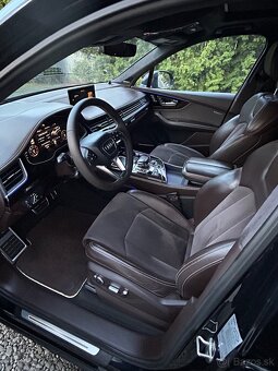 Audi Q7 - 10