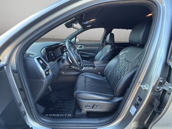 KIA SORENTO 2,2 CRDi A8 DCT 4WD PLATINUM 7P - 10