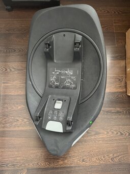 Vajíčko Cybex cloud G i-size plus, + základňa - 10