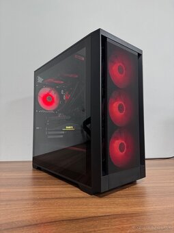 ☑️ Ryzen 7 7700 / RTX 3090 24GB / 32GB RAM / 24M Zár - 10