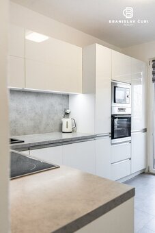 REZEROVANÉ - NA PREDAJ ZREKONŠTRUOVANÝ 3-IZBOVÝ BYT, Dénešov - 10