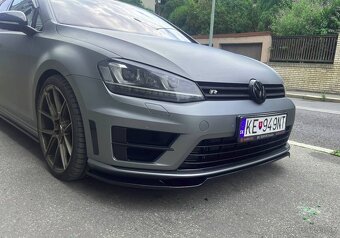 LIPKO SPOJLER PREDNEHO NARAZNÍKU NA NARAZNIK čierne - 10