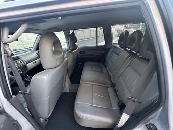 Mitsubishi Pajero Sport 2.5 TD GLX - 10