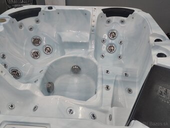 Vírivka , Jacuzzi - 10