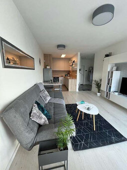 2i zariadený byt s garážovým státím v BB, Petelenova ulica - 10