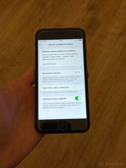 iPhone SE 2020 Black - 10