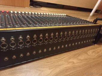 Mixpult soundcraft 200B - 10
