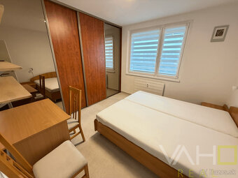 Prenájom moderného 3i bytu v blízkosti centra, Hlboká ul. Tr - 10