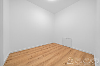 Bosen Realicity / Prenájom 5 izbový Rodinný dom Wolfsthal/ R - 10