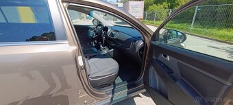 Kia Sportage 1,7 CRDi 85 KW, kúpené v SR, naj len 57000km - 10