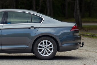 Volkswagen Passat 2.0 TDI Comfortline Business, 1.majiteľ - 10