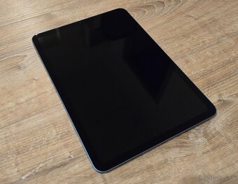 Apple iPad Air 5 64gb s procesorom M1 - 10