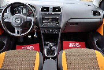 Volkswagen Polo 1.2 TSI CROSS - 10