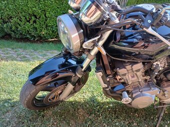 Honda Hornet 600 - 10