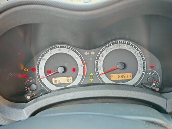 Toyota Auris 1.6 I Valvematic Luna - 10