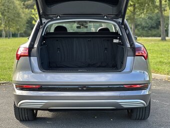 Audi E-tron 50 quattro launch edition 230kW 313PS PANORÁMA - 10