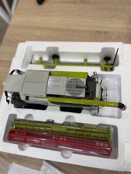 1:32 lexion 6900 - 10
