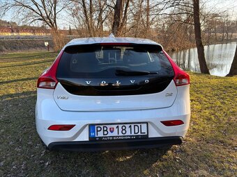 Volvo V40 D2 2.0L 120k Momentum 2017 - 10