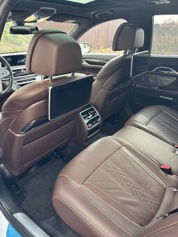 BMW 750xd - 10