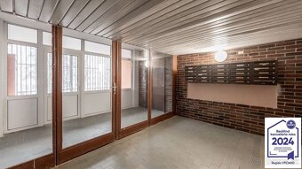 4 - izbový byt s loggiou Sídlisko KVP, ul. Titogradská - 10
