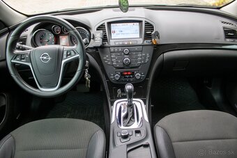 Opel Insignia 2.0 Turbo ECOTEC AWD Cosmo A/T, 162kW - 10