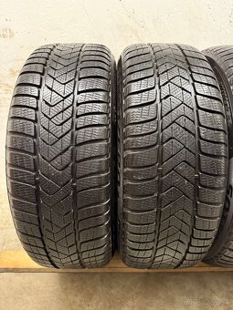 Zimná sada 5x112 R18 , 225/50/18 BMW X1 F48 X2 F39 Style 566 - 10