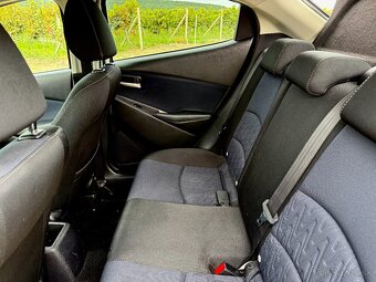 Mazda 2 1.5 Skyactiv G90 Takumi - 10