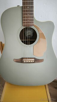 Elektro akustická gitara Fender - 10