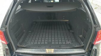 Mercedes E 300 CDI BlueTEC Elegance - 10