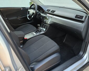 Volkswagen Passat B6 Combi 1.9 TDi 77.kw rok výroby 2007. - 10