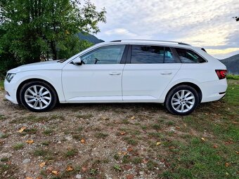Škoda Superb Combi 2.0 TDI Style DSG 110kw,alcantara,kessy - 10