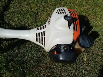 Krovinorez Stihl fs 55 - - - 10