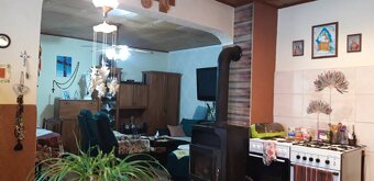 Exkluzívne znížená cena na predaj rodinný dom Habura - 10