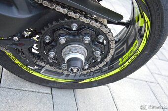 Triumph SPEED TRIPLE 1200 RS 2023 - 10