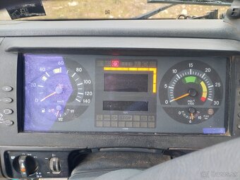 Mercedes Atego 1828 4x4 vyklápač s hyd. rukou, odpočet DPH - 10