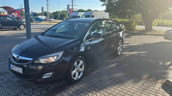 Opel Astra ST 2.0 CDTI ECOTEC Cosmo - 10