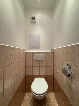 Prenájom 2-izbový byt, Stred Považská Bystrica - 10