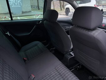 Predam Škoda Octavia 1.6 75kw 1.majitel - 10