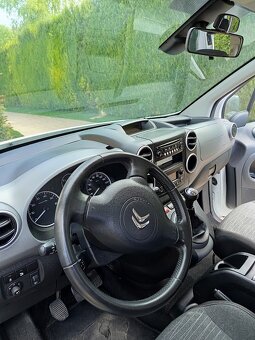 Predam citroen Berlingo Multispace 1,6VTI 120xtr r.v.2017 - 10