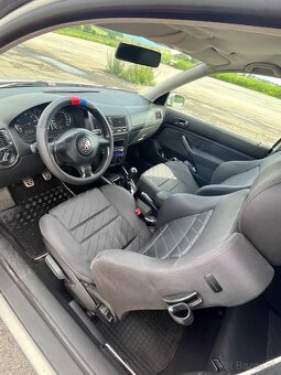 Golf 4 - 10