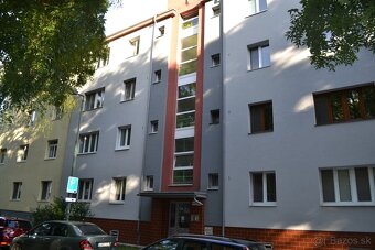 2 -izb.byt v Ružinove, Trenčianska, komplet rekonštrukcia - 10
