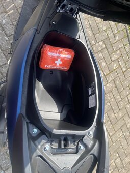 Yamaha NMAX 125 - 10