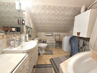 5 izbový podkrovný byt s parkovacím miestom - 10