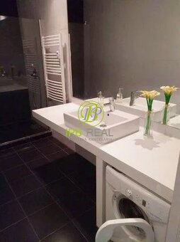 Priestranný 2-izb. byt na Karadžičovej ul. v Starom Meste - 10