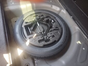 Kia ceed SW 1.6 CRDI 94KW - 10