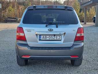 KIA SORENTO 2,5CRDi 4x4 - 10