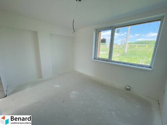 PREŠOV-2 IZBOVÝ BYT, NOVOSTAVBA, 64 m2,SOLIVAR.,UL. ZLATOBAN - 10
