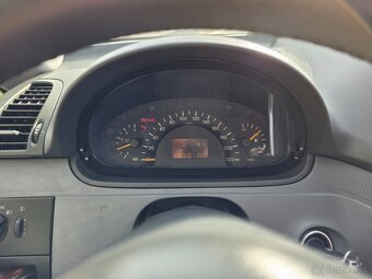 Predám dodávku Mercedes Vito 2.2CDI - 10